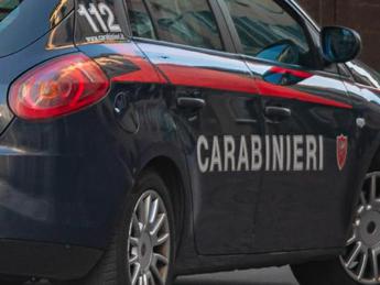 Macerata, 23enne accoltella madre e padre e poi tenta suicidio