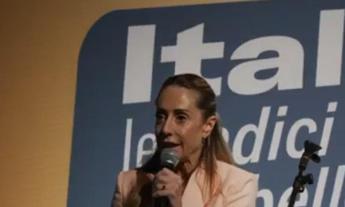 Arianna Meloni a convention Fdi: “Italia tornata centrale grazie a Giorgia”