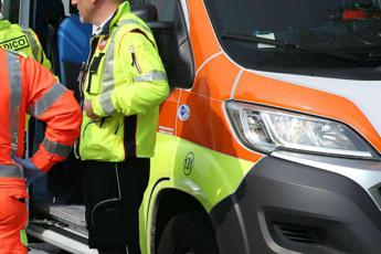 Incidente sulla Palermo Sciacca, scontro tra due auto: 3 morti e 3 bimbi in gravi condizioni