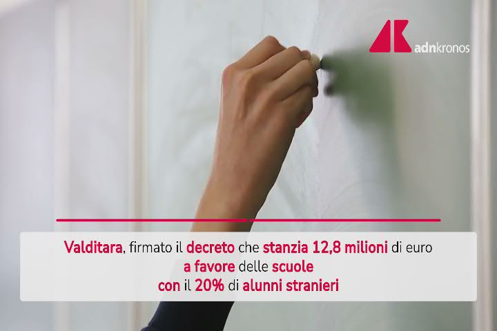 Scuola, ministro Valditara firma decreto da 12,8 milioni di euro