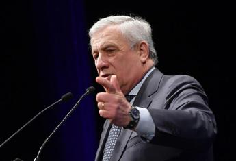 Canone Rai, Tajani: “Dietro no Forza Italia non c’è famiglia Berlusconi”