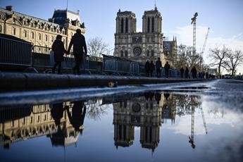 Notre Dame, oggi riapertura dopo l’incendio: da Trump a Zelensky, i leader alla cerimonia