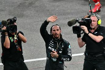 Hamilton addio alla Mercedes, inizia era Ferrari