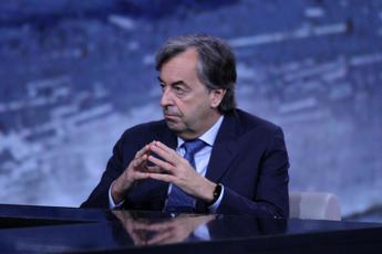 Burioni: “I no vax senza multa sono i peggiori”