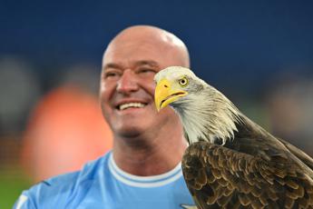 Juan Bernabè, il falconiere della Lazio tra passione e castigo – Ascolta