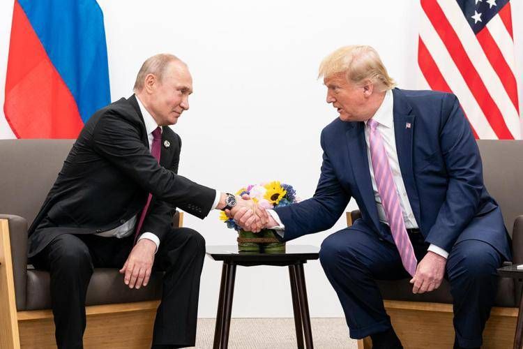 Putin vuole proclamarsi vincitore (con il via libera di Trump). Quanto è vicina la fine della guerra?