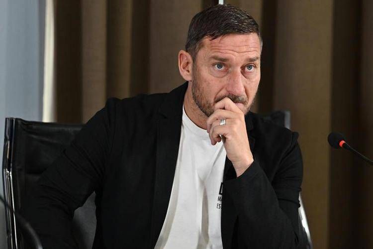 Totti, l’appello: “Chiudere i cinema a Roma è un autogol”