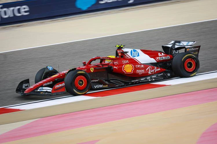 Formula 1, test Bahrain: Antonelli al comando, Hamilton quinto