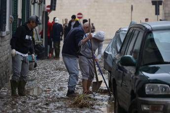 Maltempo, nuova allerta rossa in Emilia Romagna e Toscana 