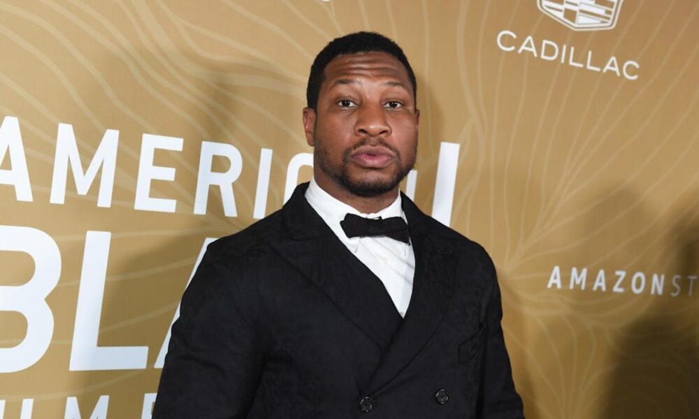 Jonathan Majors, dalla bufera Marvel a un nuovo inizio: la strada verso un supereroe inedito